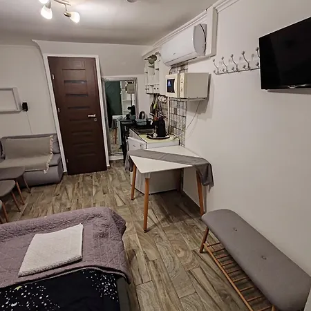 Silver Apartment